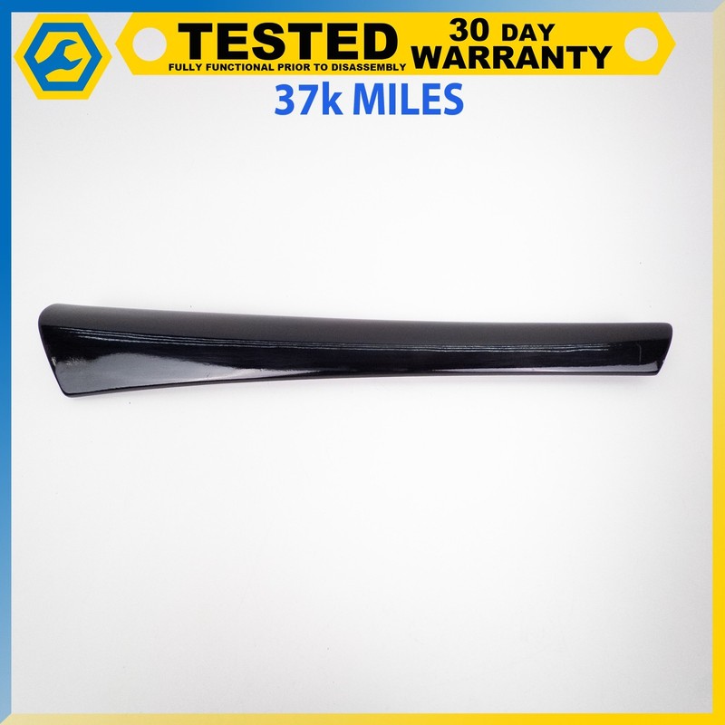 05-16 ASTON MARTIN DB9 VANTAGE RIGHT SIDE INTERIOR DOOR SILL TRIM PANEL BLACK OE