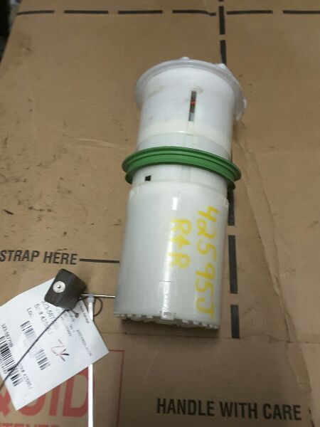 02 03 04 05 FREELANDER FUEL PUMP PUMP ASSEMBLY FROM VIN 2A209859 114187