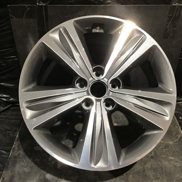 2014-2016 KIA Sportage 74698 A Wheel 18x7 5 Spoke Rim Machined 529103W730