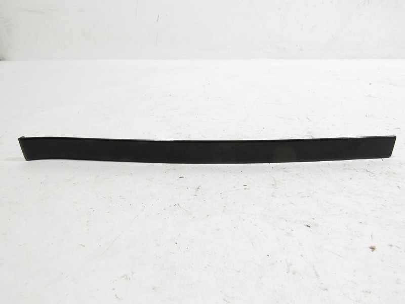 18-23 Kia Stinger GT1 2019 Rear Left Driver Door Division Channel Molding |