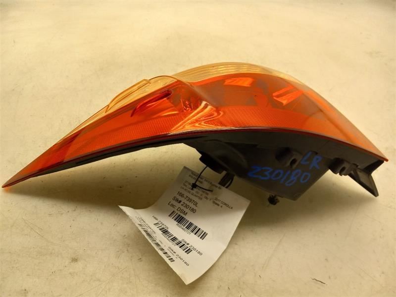 17-19 TOYOTA COROLLA SE DRIVER SIDE REAR QUARTER MOUNTED TAIL LIGHT ASSEMBLY