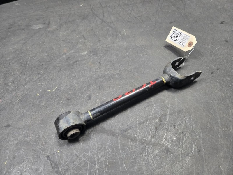 Rear Left Lateral Lower Control Arm 2021 Toyota RAV4 48710-0R050 2019 - 2025