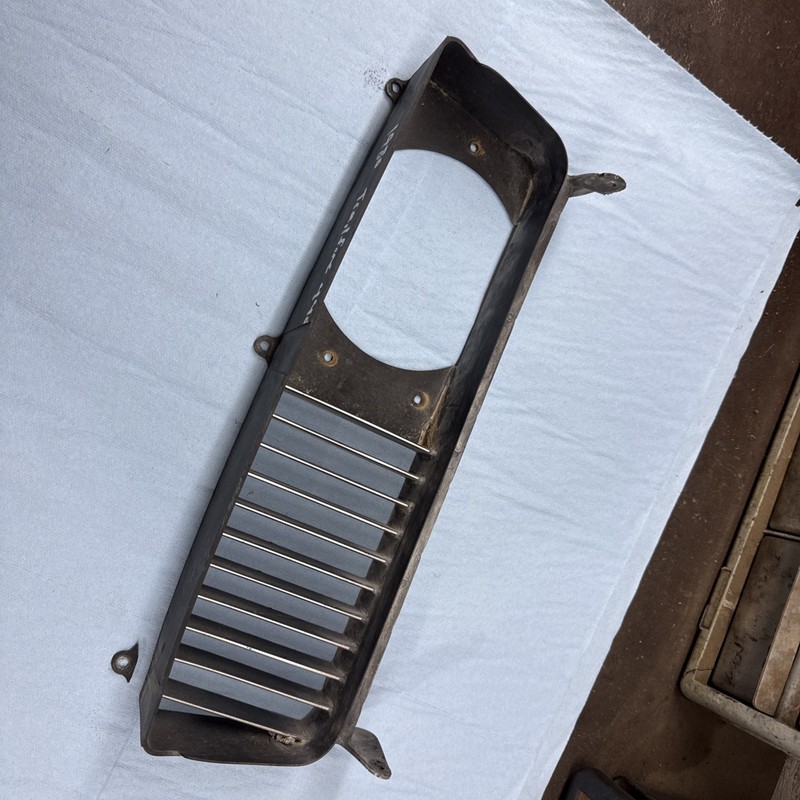 1980 - 1981 Vintage John Deere Snowmobile TrailFire Hood Grill Headlight Shroud