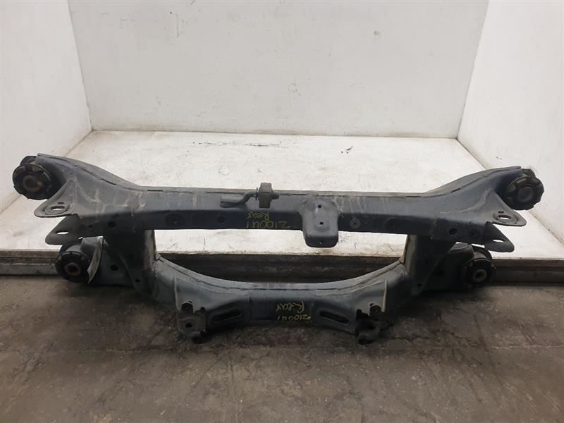11-17 LEXUS CT200H 1.8L 4CYL REAR CROSSMEMBER / SUB FRAME ASSEMBLY