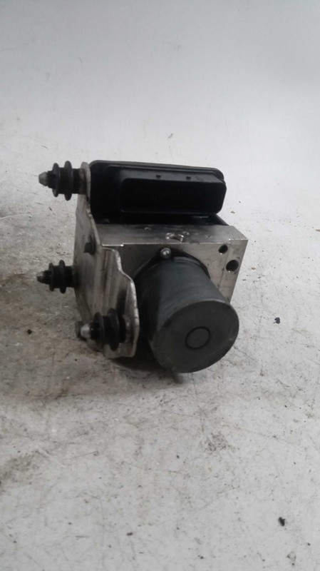 2015 Audi A6 ABS Hydraulic Assembly OEM 4G0614517AA Black 131k Miles