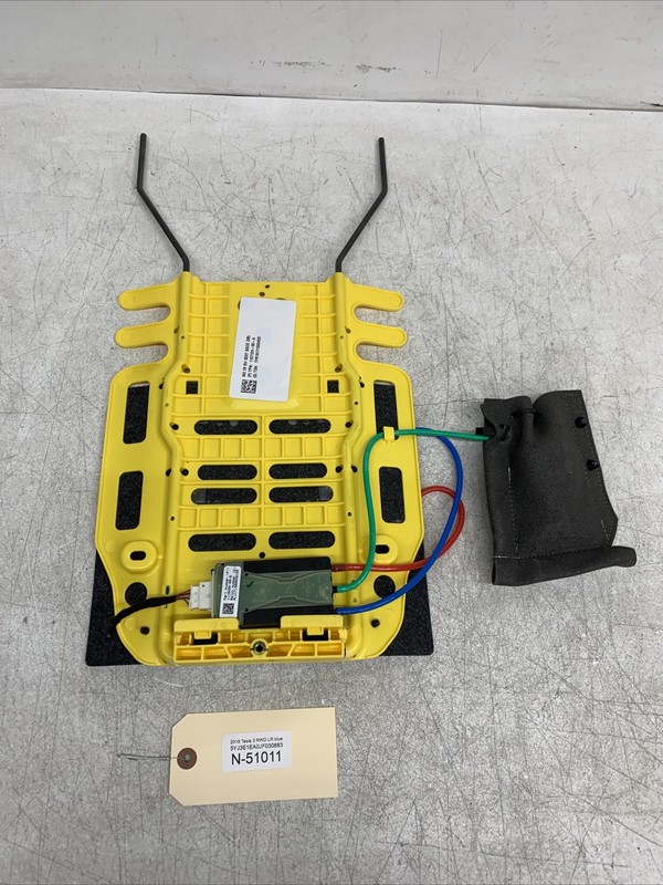17-23 Tesla Model 3 Y Passenger Right Front Seat Back Lumbar Adjuster 51011 U7