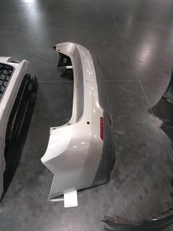 2016 Chevrolet Equinox Gold OEM Bumper Assembly w/ Rear Park Assist 87K Miles