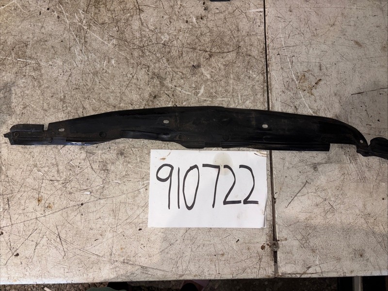 2007 LEXUS RX350 FRONT RIGHT SIDE FENDER REARWARD INSULATOR OEM 538820E010