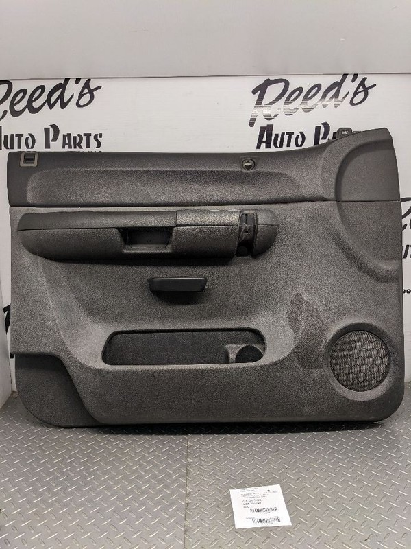 2007-2009 Chevrolet Silverado GMC Sierra Door Panel Front LEFT DRIVER OE 1193339