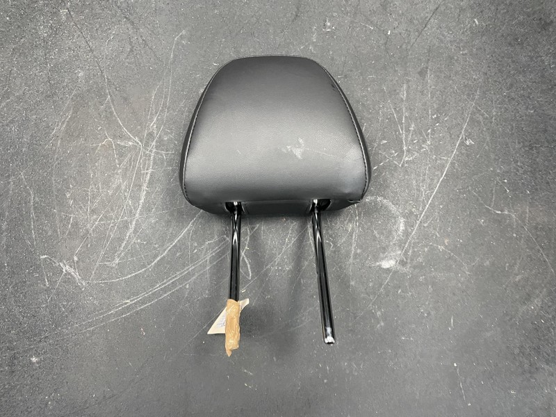 Front Right Seat Headrest Leather 2022 Subaru Forester 2019 2020 2021 2023