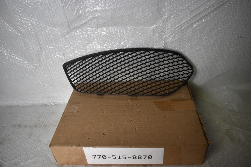 MERCEDES BENZ CLA250 4MATIC LEFT COVER GRILLE BUMPER 2014-2016 OEM A1178851722