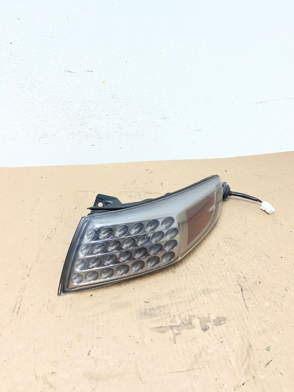 2006 2007 2008 Infiniti FX35 Right Passenger Smoked lens Tail Light OEM AD7829