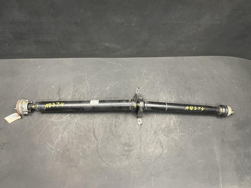 Rear Drive Shaft 2019 Audi S5 Coupe 8W6521101C 2018 2020 2021 2022 2023