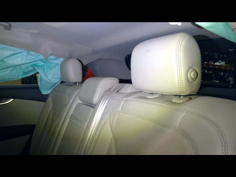 2018 MKX 3 Rear Headrest 1204317