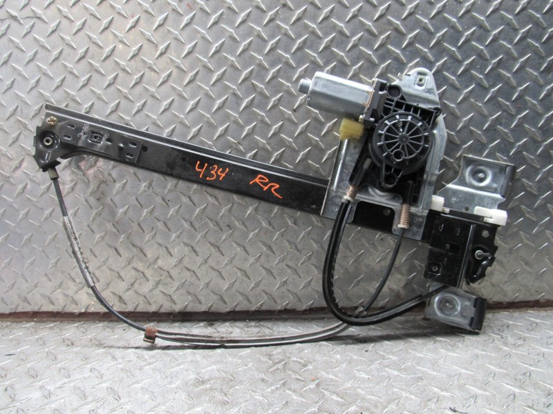 02 - 09 CHEVROLET TRAILBLAZER RIGHT PASSENGER REAR WINDOW REGULATOR WITH MOTOR