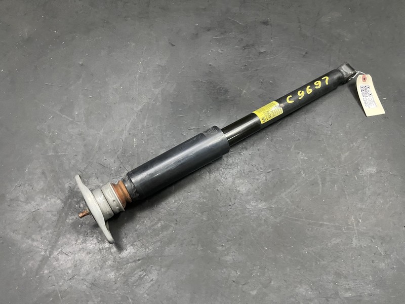 Rear Right Shock Absorber 2021 Chevrolet Spark 42402330 2016 2017 2018 - 2022