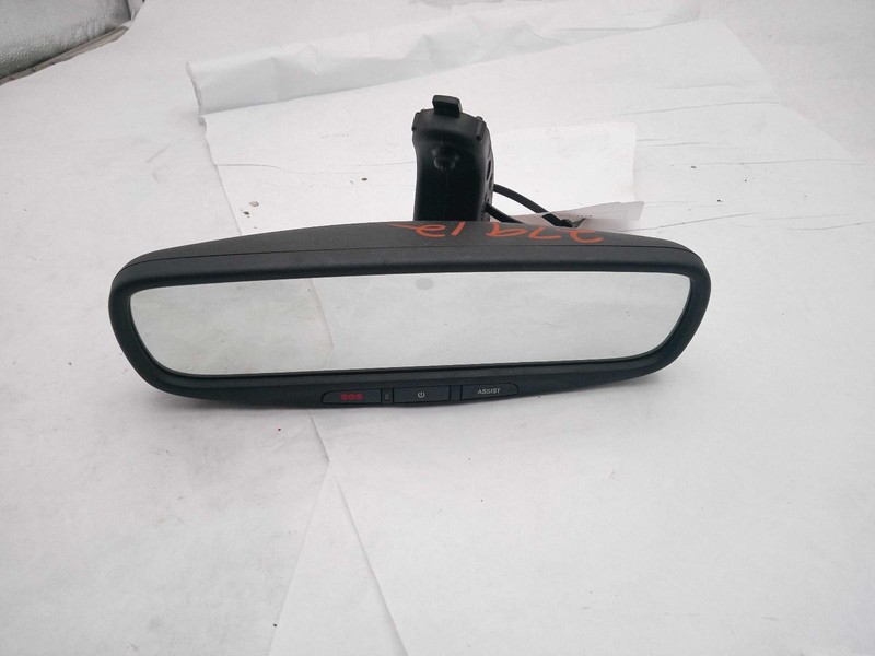 Used Front Center Interior Rear View Mirror fits: 2018 Jeep Grand cherokee w/lan