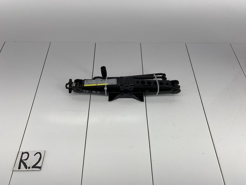 15-20 AUDI A3 QUATTRO 8V EMERGENCY SPARE WHEEL JACK TOOL KIT SET OEM
