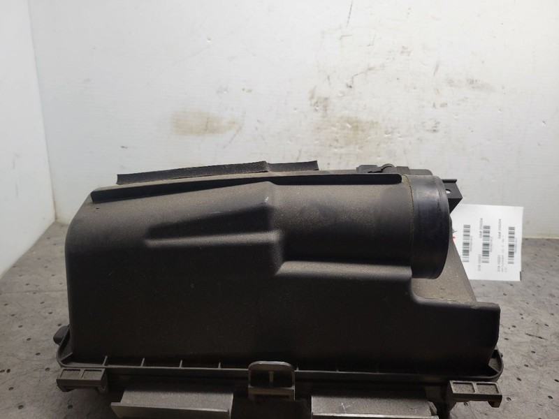 Air Cleaner Fits 19-21 INFINITI QX50 1607413