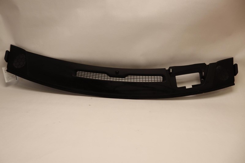 2015-2020 CHEVY TAHOE DASH DASHBOARD UPPER DEFROSTER COVER GRILLE PANEL OEM