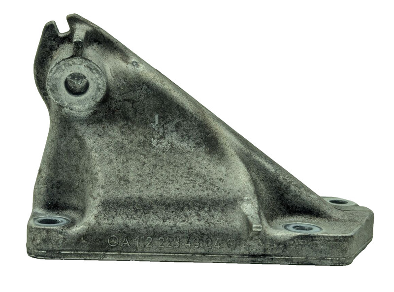 2001-2004 Mercedes SLK320/Chrysler Left Engine Mount Bracket OEM