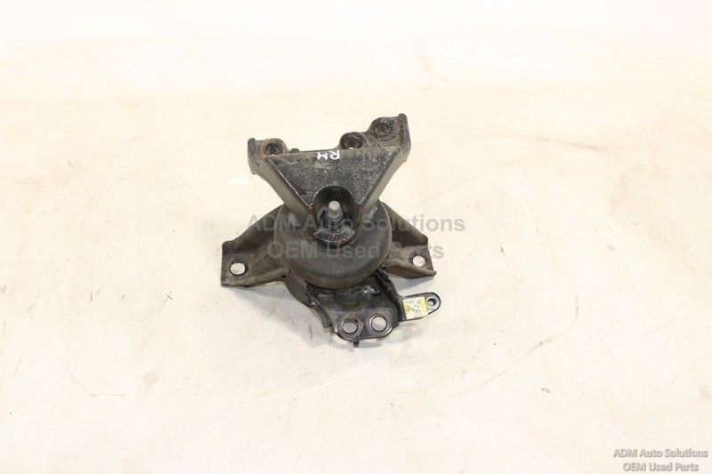 2019 - 2020 KIA OPTIMA LX RIGHT FRONT ENGINE MOTOR MOUNT, BRACKET OEM