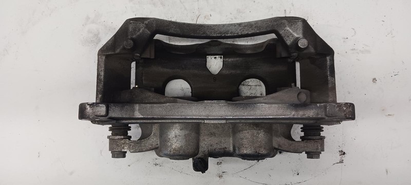 20-'24 CHEVROLET SILVERADO 2500 Left rear Caliper 22k miles OEM 1 Year Wnty!