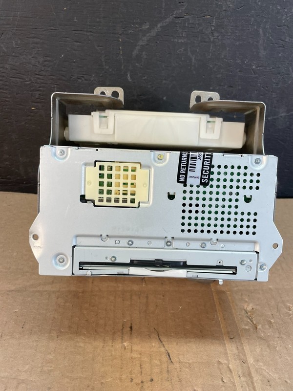 2010 - 2011 Nissan Murano Maxima Radio CD Player AM/FM Receiver AC4894 DG