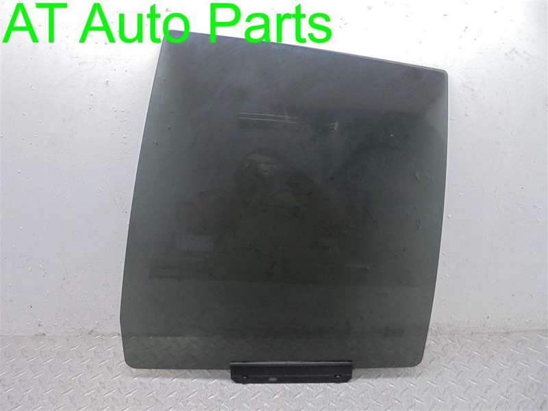 99 00 01 02 03 04 JEEP GRAND CHEROKEE PASSENGER DOOR GLASS