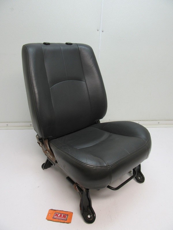 SEAT CUSHION UPPER TOP BASE BOTTOM LEATHER MANUAL TRACK FRONT RH SIDE 06 TRIBUTE