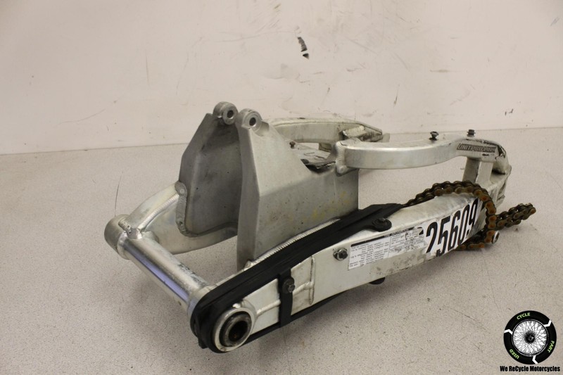 2007 Honda CBR1000RR REAR SWINGARM BACK SUSPENSION SWING ARM CBR 1000 CBR1000 07