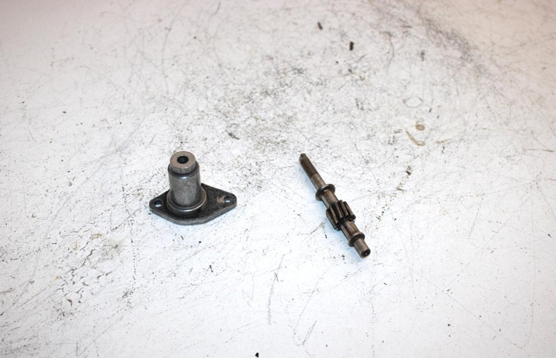 97 Arctic Cat Z 440 Oem Oil Pump Gear and Retainer 3002-770 3003-749 SA305