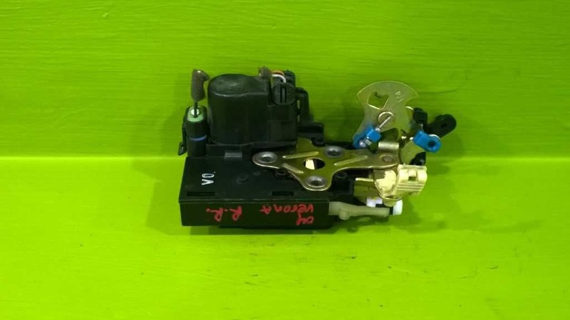 04 05 06 VERONA PASSENGER RIGHT REAR DOOR LOCK LATCH OEM 707-40