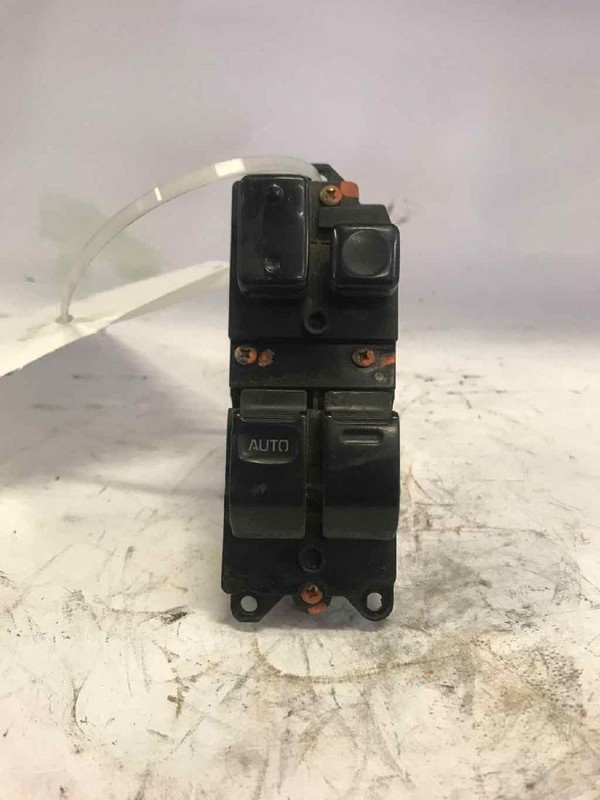 Door Switch Front TOYOTA TACOMA 96 97 98 99 00