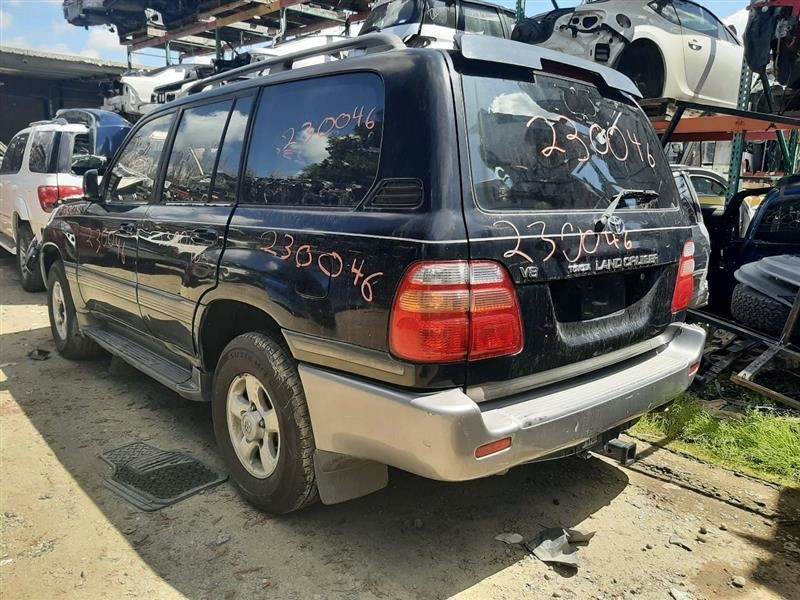 98 99 00 01 02 TOYOTA LAND CRUISER REAR AXLE WITHOUT DIFFERENTIAL LOCKING POSI