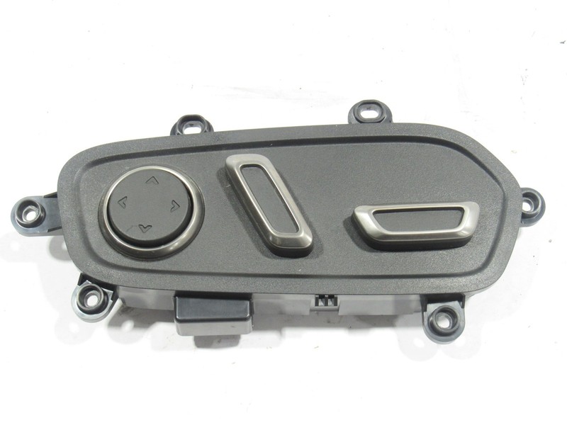 Rivian R1S 2024 Front Right Passenger Seat Adjustment Switch Panel 21-25 ;@1
