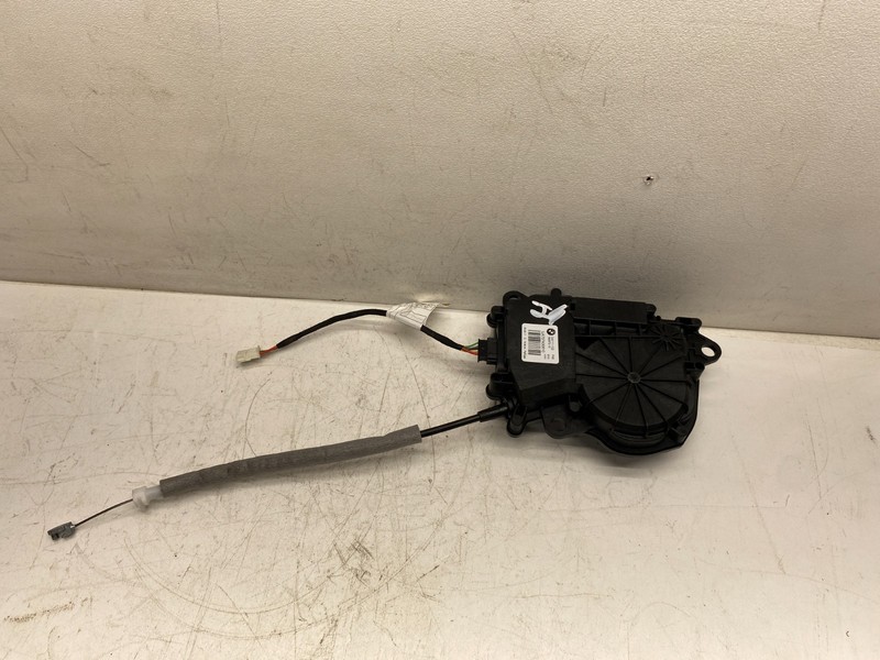 2016-2019 BMW X1 REAR TRUNK POWER CLOSE LIFTGATE HATCH MOTOR OEM