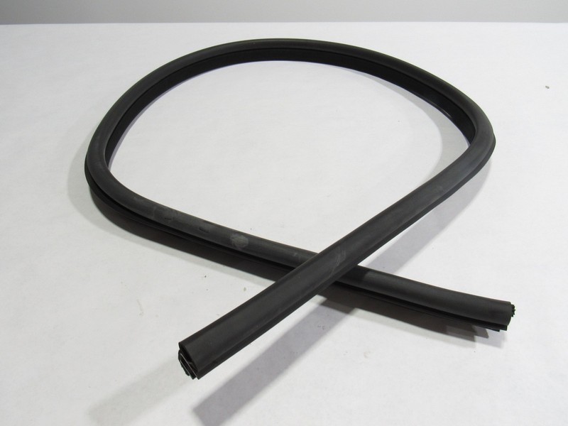 14-17 Mercedes S63 C217 2015 Right Passenger Door Weatherstrip Seal Rubber ;:O