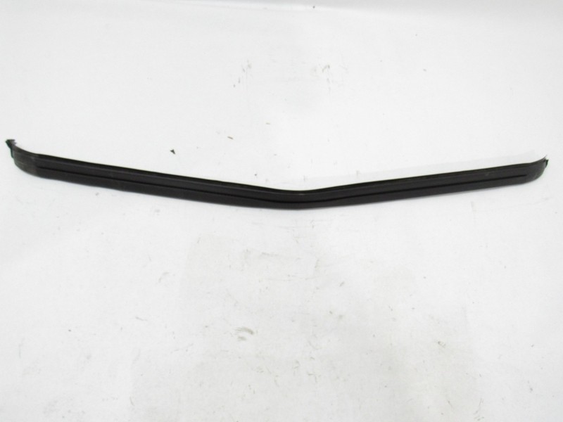 Porsche Boxster 2008 Convertible Windshield Glass Weather Strip Seal06-12 |:Y