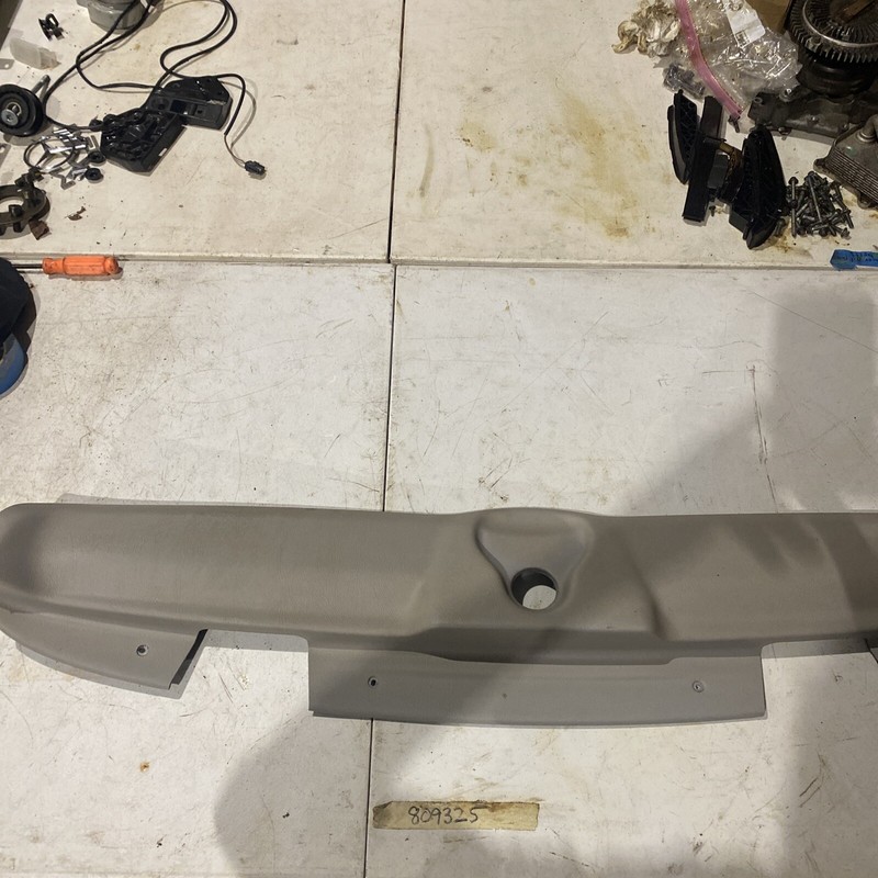 98-03 Mercedes W208 CLK55 - CLK430 AMG Convertible Paneling Folding Top Front