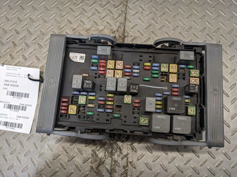 Fuse Box Engine Fits 07-09 SUBURBAN 1500 1162852