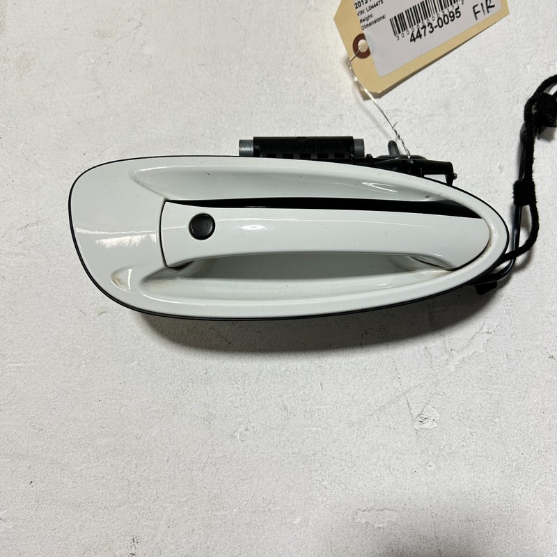 2010-2016 PORSCHE PANAMERA S HYBRID Front Right Side Door Exterior Handle OEM