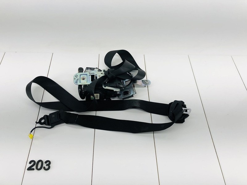 10-11 MERCEDES BENZ E350 FRONT RIGHT PASSENGER SIDE SEAT BELT TENSIONER OEM