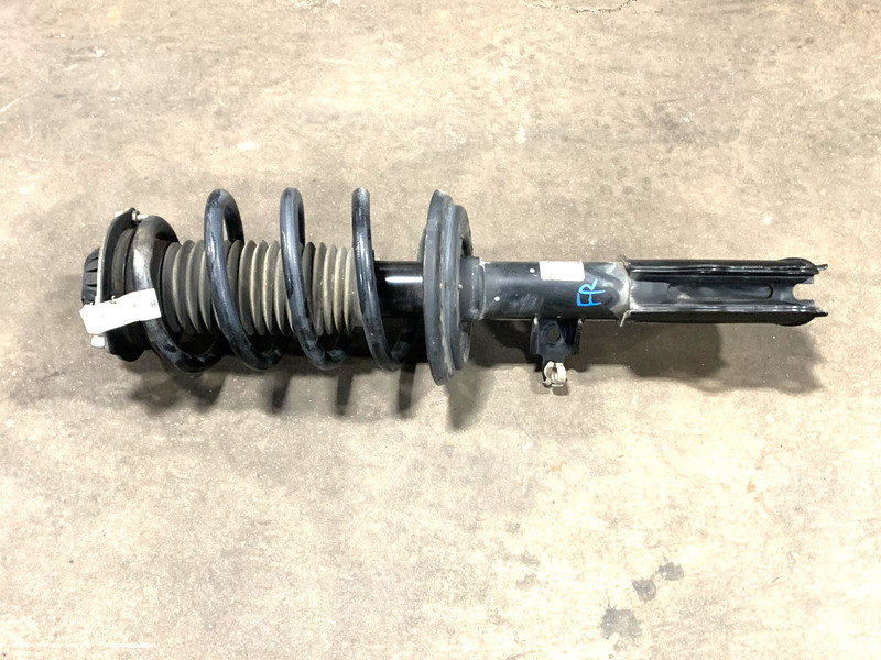 2018-2021 BUICK ENCLAVE FRONT RIGHT PASS SIDE SHOCK SPRING ABSORBER OEM #A0.25