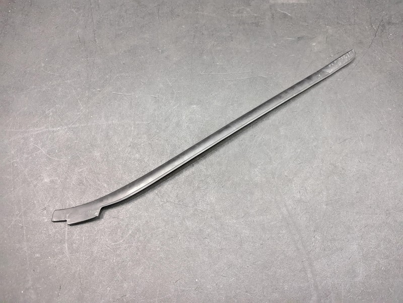 Windshield Left Side Molding 2018 BMW 430i 51317296009 2017 2019 2020 X