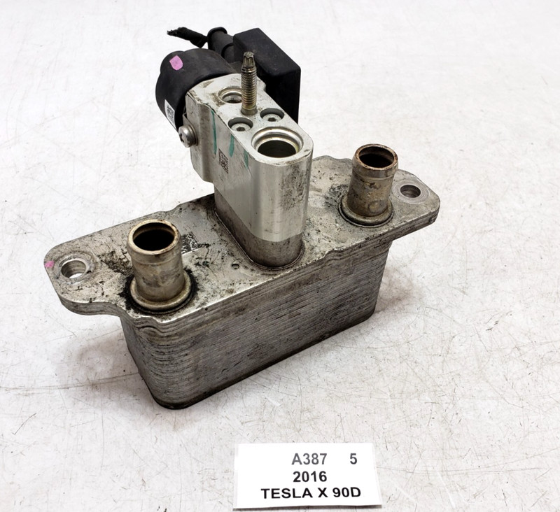 ✅ 2016-2020 OEM Tesla Model X Battery Cooler Heat Exchanger Chiller EXV