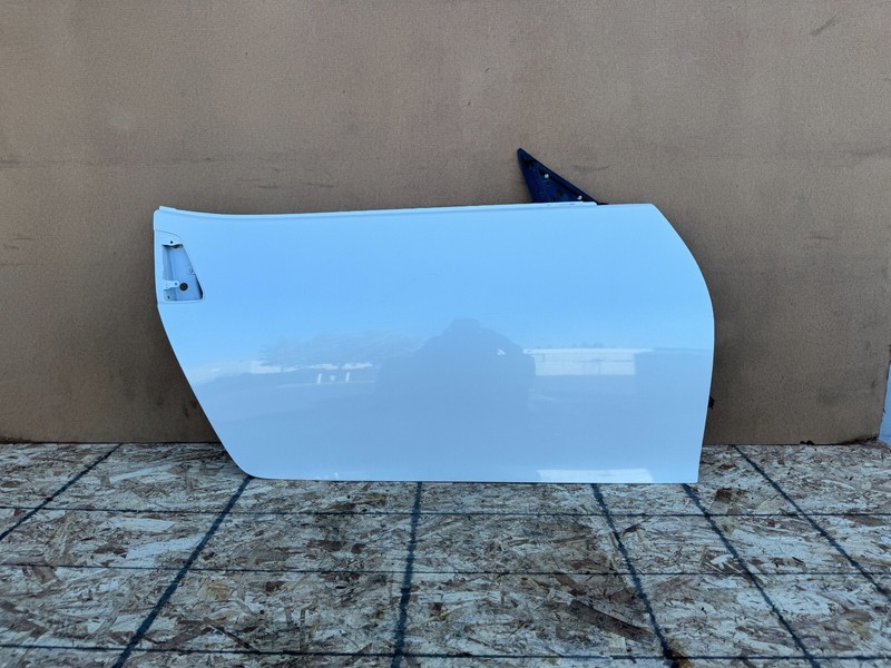 NISSAN 370Z 2009-2021 OEM FRONT RIGHT PASSENGER DOOR SHELL ASSEMBLY (WHITE)