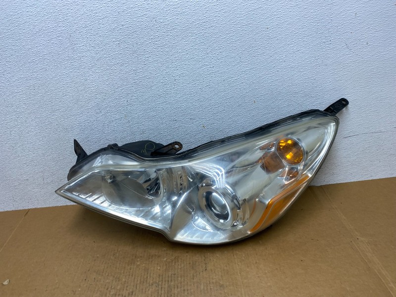2010 2011 2012 Subaru Legacy Outback Left Driver Halogen Headlight AD9280 DW
