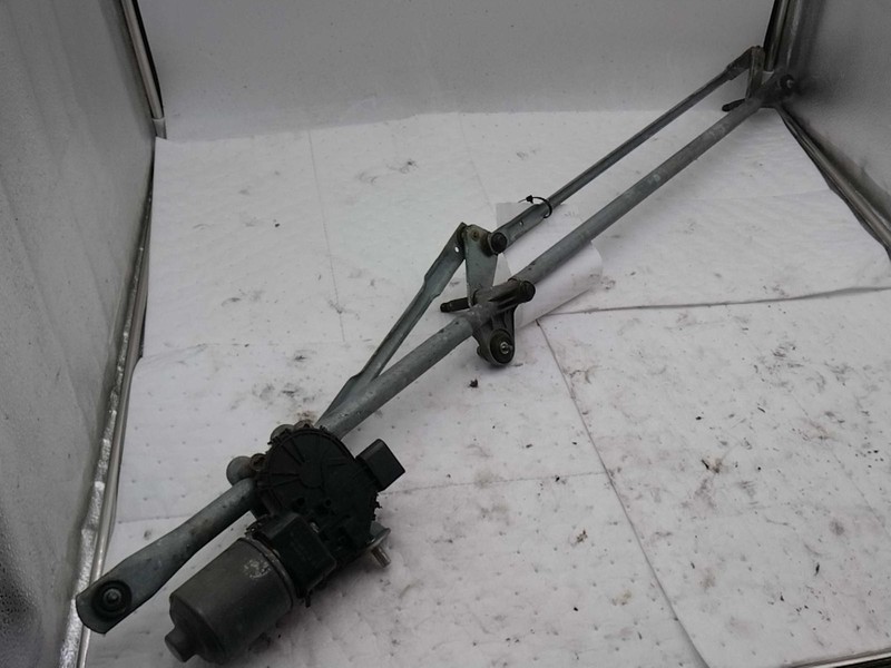 2011 Dodge Avenger Wiper Motor OEM 68044087AA Black 129K Miles
