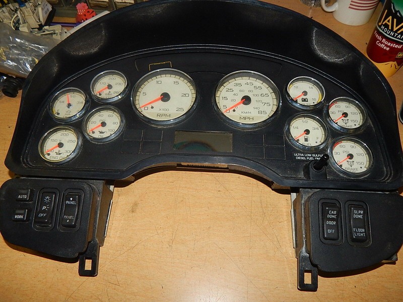 International 3868196C92 ProStar Dash Gauge Speedometer Cluster *FREE SHIPPING*